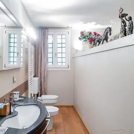 Fossalta Home, In The Heart Of The Historical Center *